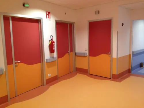 Porte per ospedali: qualità, igiene e sicurezza