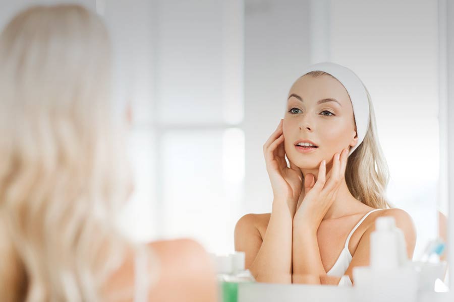 Contrastare l'avanzata delle rughe con rimedi naturali